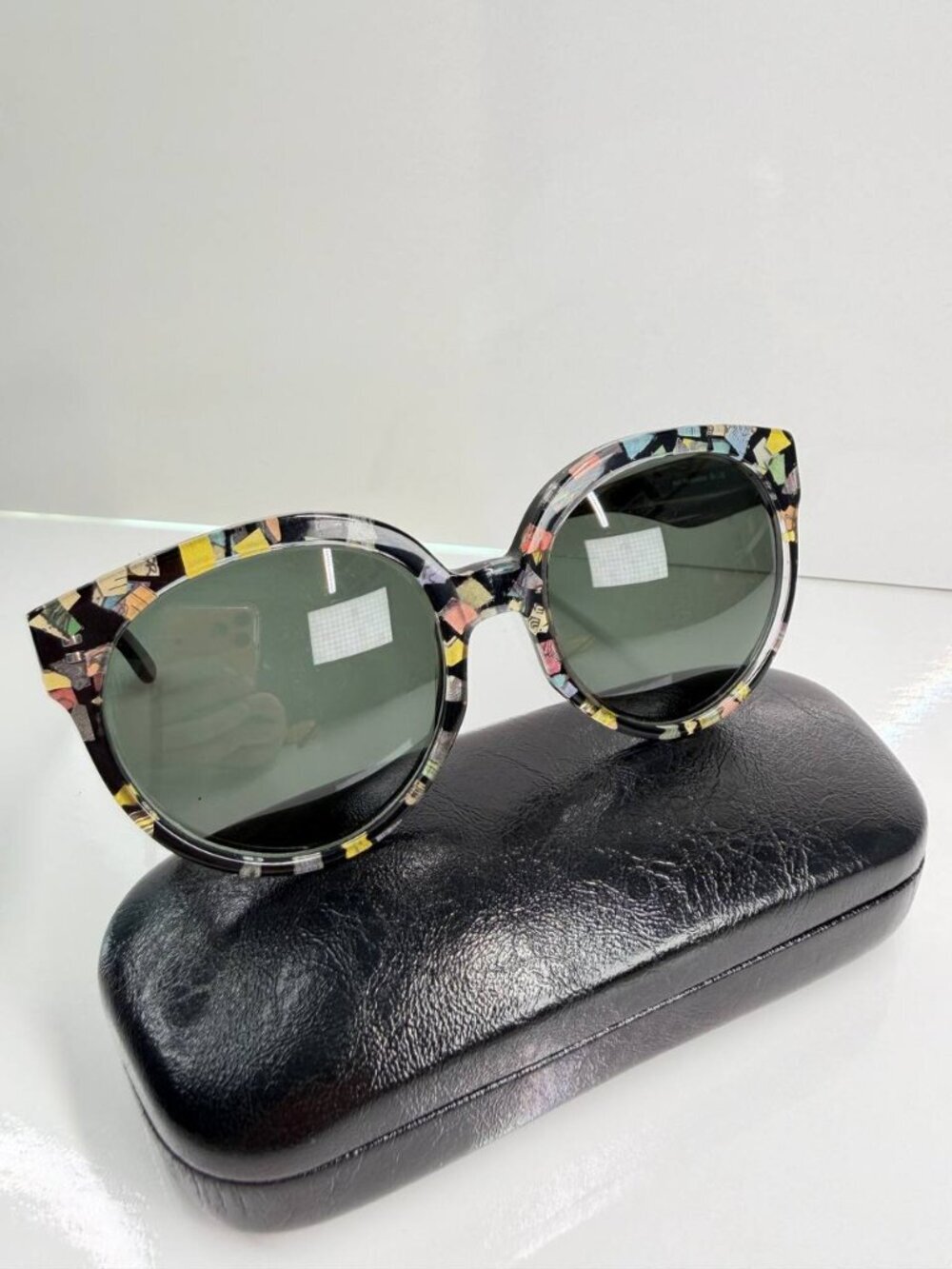 P&P Handcrafted in Spain “The Question” Sunglasses – Very Good Condition